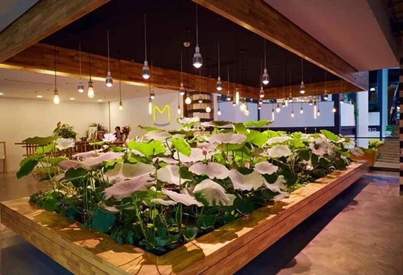 2021，工程幕頂+覆膜金屬板“內(nèi)循環(huán)展覽會(huì)